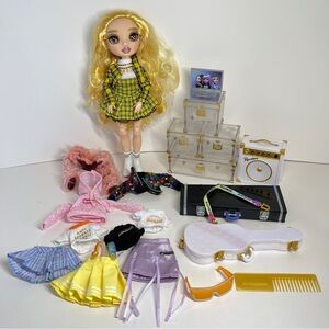 Rainbow High Sheryl Meyer Fashion Doll Accessory Lot Clothing Trunks Guitar Case